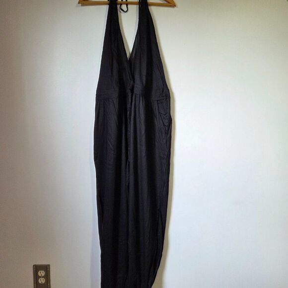 NWOT BOHME BLACK SURPLICE HALTER OPEN BACK JUMPSUIT SIZE LARGE - Picture 1 of 16